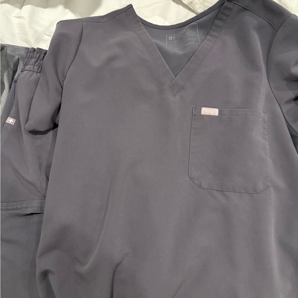 Figs Charcoal Srub set sz large